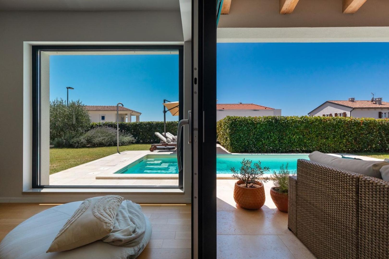 Villa Laurentii Sveti Lovreč Pazenatički Eksteriør billede