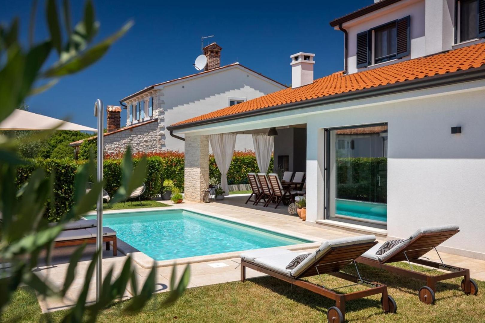 Villa Laurentii Sveti Lovreč Pazenatički Eksteriør billede
